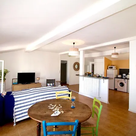 Apartment Grand Avec Vue Sur Quai